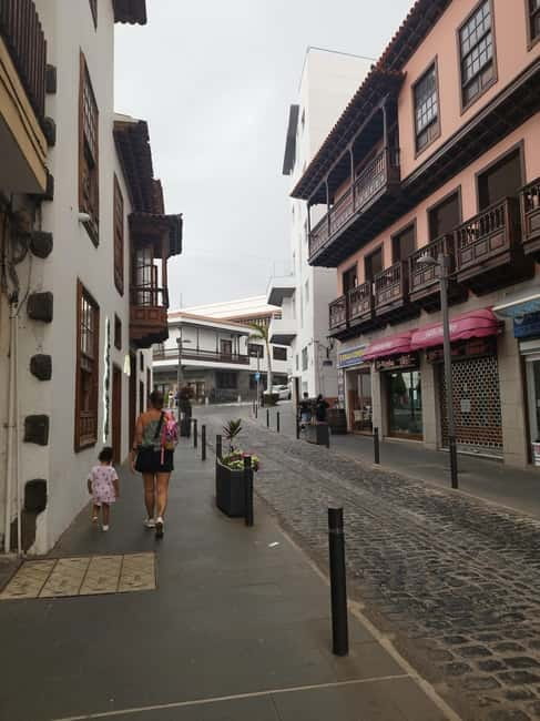 1-2 hour walking route through Puerto de la Cruz, Tenerife - What I think you should wear and plan for
