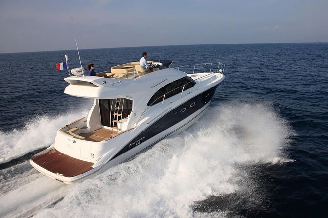 2 Hour Private Sunset Cruise on Luxury Motor Boat with Drinks - Toasting the sunset with champagne and snacks