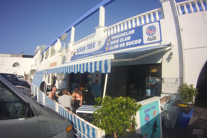 2x diving package, on request including refreshment - What You Really Get for Two Underwater Sessions Near Costa Adeje