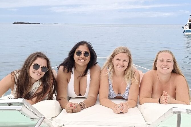 3 Hour VIP Private Luxury Boat Charter in Tenerife - Drinks, kids, and the vibe on a 3-hour VIP cruise