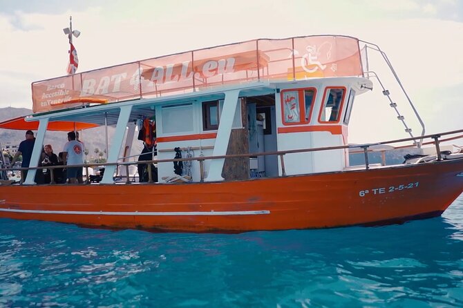 3-Hours Private Tour to Accessible Boat en Canary Island - Optional Add-Ons: Fishing or Sea Baptism-Style Underwater Time