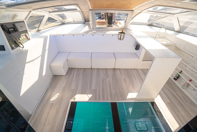 3 hrs. Whale Watching and Relaxing Chill Out Catamaran with glass floor - Stop in the southwest bay: chill time with cushions, nets, and a swim break