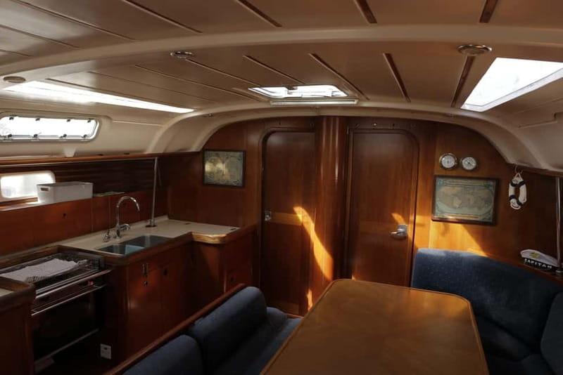 3h Whale Watching Share Tour Beneteau Oceanis 440 - Who this tour fits best (and who should rethink it)