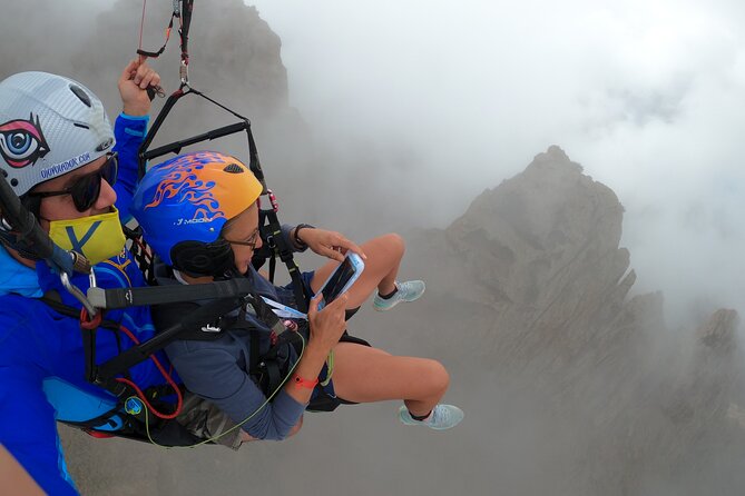 Acrobatic Paragliding Flight with Spanish Champion in Tenerife - Pre-flight briefing at the takeoff area: safety first, then thrill