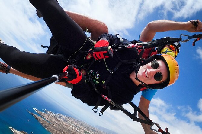 Acrobatic Paragliding Flight with Spanish Champion in Tenerife - The 20-25 minute flight: adrenaline plus real flying moments