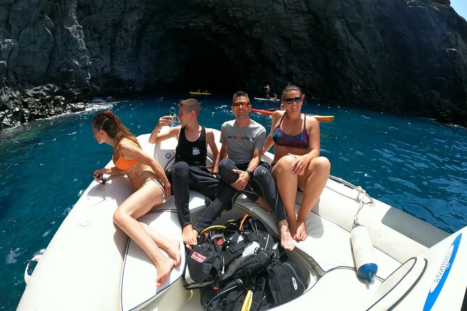 Boat Excursion to visit underwater lava tongues - Key highlights before you go