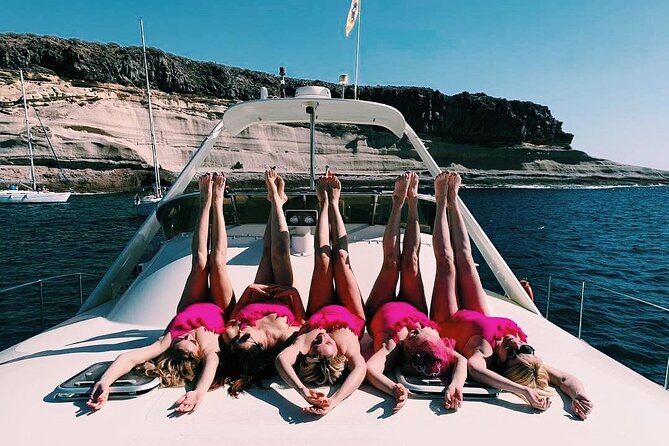 CATAMARAN OCEAN CRUISE TOUR, Food & Drinks included! - Motion comfort and ginger for rough-water days