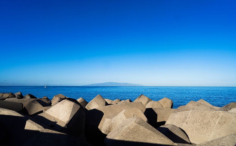 Costa Adeje: Tuk Tuk Tour - Back to luxury stops: Oasis Del Duque and the final viewpoint energy
