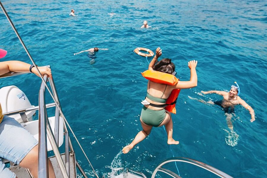 Costa Adeje: Whale Watching Catamaran Tour with Drinks - Weather, waves, and seasickness: plan like a local