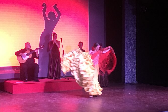 Flamenco Show at the Coliseo theater in San Miguel - Flamenco at Castillo San Miguel, what the venue really feels like