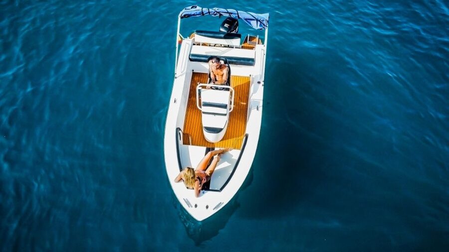 Flow into the ocean without license and discover Adeje - Start at Marina Puerto Colón, then learn the boat system