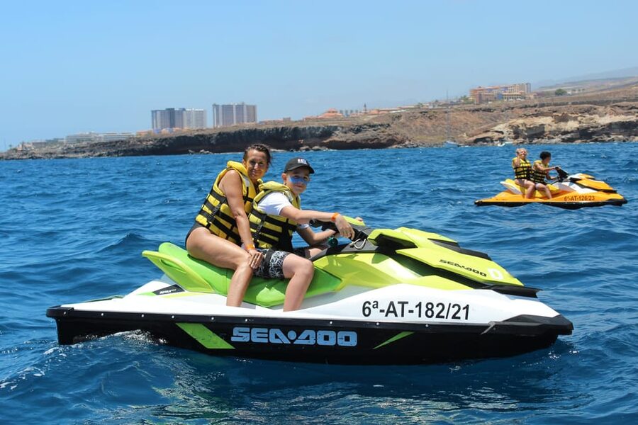 From Puerto Colon : 1 hour adrenaline JetSki tour - Safety briefing that actually sets you up for speed