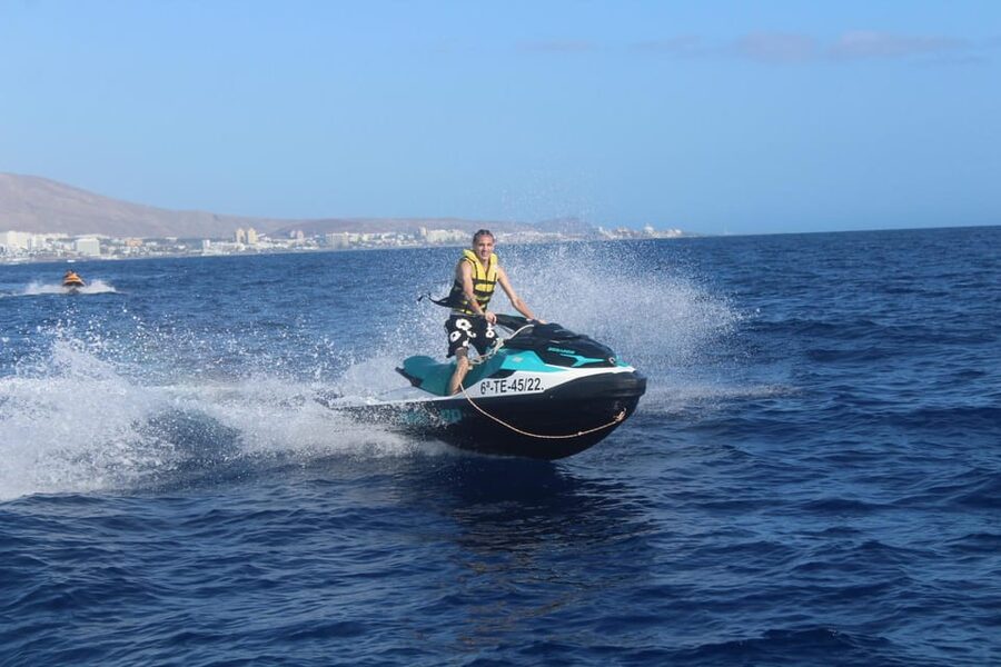 From Puerto Colon : 1 hour adrenaline JetSki tour - Who this tour suits best, and who should skip it