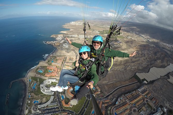 High Performance Paragliding Tandem Flight in Tenerife South - A Closer Look at the Scenic Moments You Will Remember