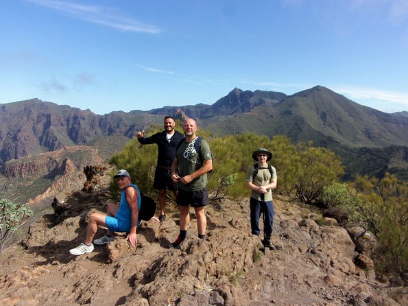 Hiking in Tenerife's Great Outdoors - How the pickup and 9:00 am start actually help