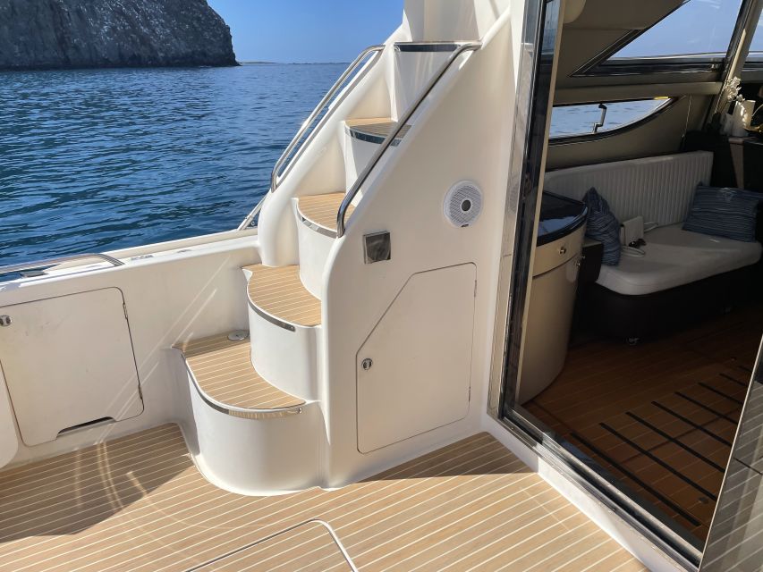 Las Galletas: Private Luxury Yacht Cruise with Lunch - Price and value: $883 per group, up to 8 people