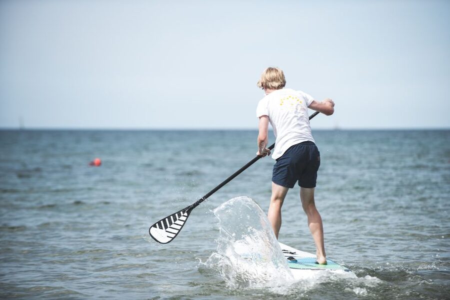 Los Cristianos: Stand Up Paddle Board Lesson - La Aleta in Los Cristianos, and how the lesson starts