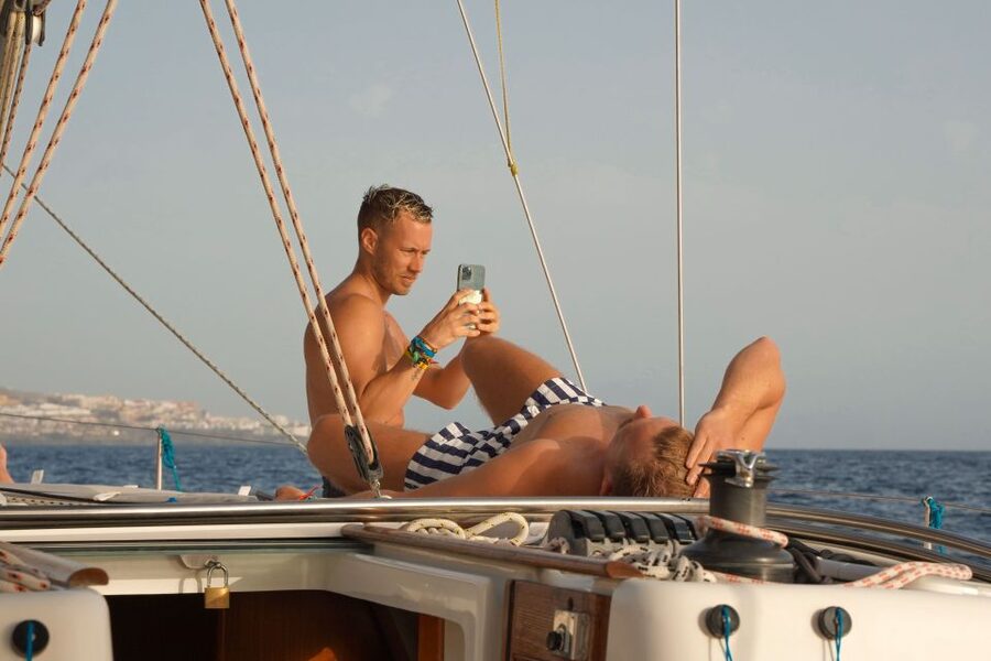 Los Gigantes: Private Sailing Tour with Swim, Drink, & Tapas - Sailing Los Gigantes Red Cliffs and Quiet Bays