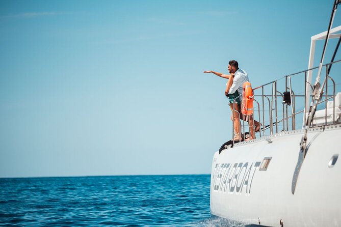 Luxury Catamaran Cruise with Brunch and Unlimited Drinks - Luxury Catamaran Vibes: What You Really Get for the Money