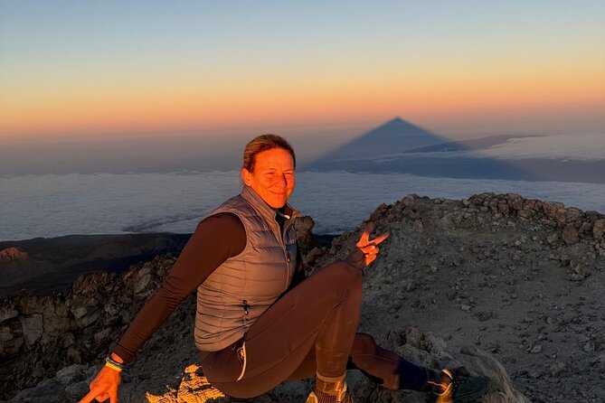 Night Hike to Summit of Teide for Sunrise and the Volcano Shadow - Gear and comfort: what’s included, what you must bring