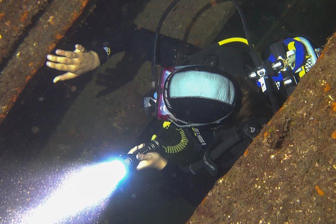 PADI Advanced Open Water Diver Course (AOWD) - 2 days - PADI AOWD In Tenerife: The Point of the Two-Day Course