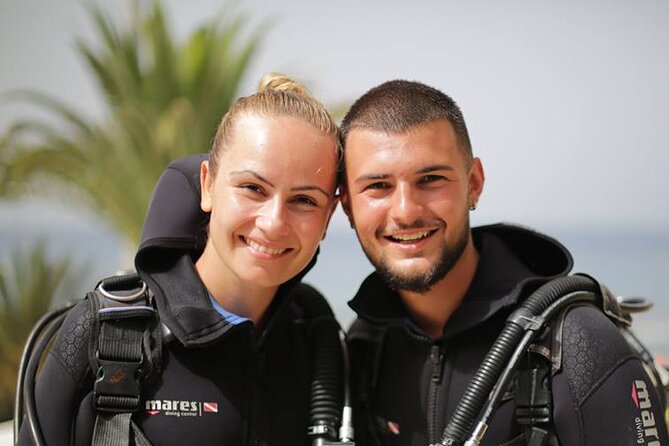 PADI Scuba Diving Courses in Tenerife: All Specialities Until Divemaster - Your course choices: from OWD to specialties, up to Divemaster