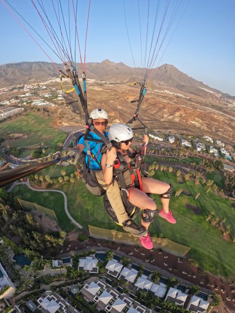 Paragliding flight with a Spanish Champion 2021/2022. - Takeoff to Air Time, What You Feel in Tandem Paragliding