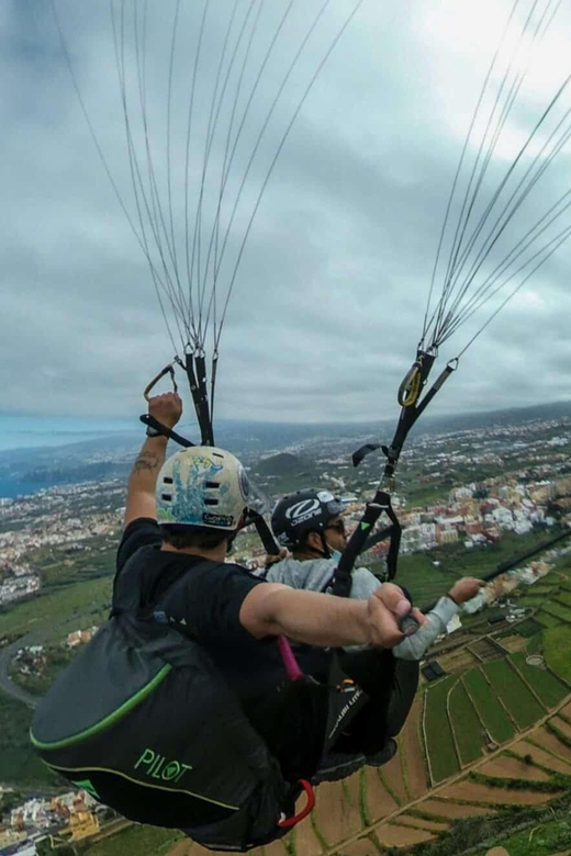 Paragliding in Puerto de la Cruz - Safety with certified pilots, and why calm matters
