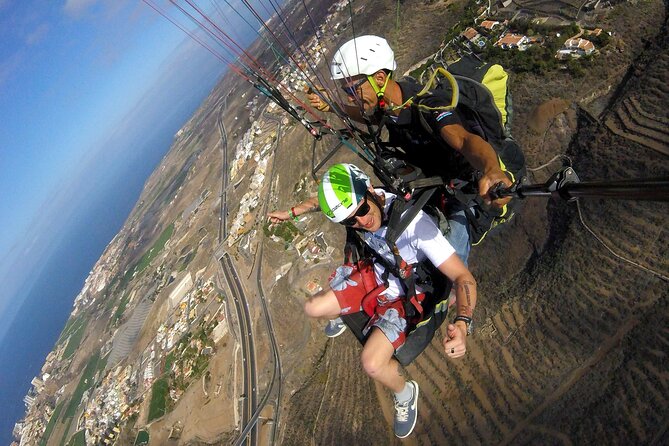 Paragliding Tandem Flight in Tenerife South ¡HOLA! - Two hours total, but the sky time is what matters