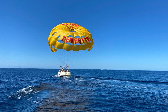 Parasailing flights on the coast of Adeje in Tenerife - Puerto Colón Meeting Point and Getting Ready Without Stress