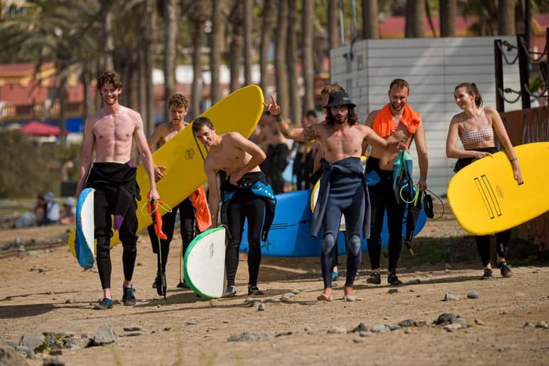 Playa de las Americas: lezione di surf con tutto incluso - Playa de las Américas Surf Lesson: The vibe you want on Tenerife’s south coast