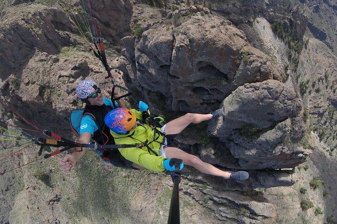 Premium Paragliding in Tenerife : Photos, videos and pickup included - Who this experience fits best, and who should think twice