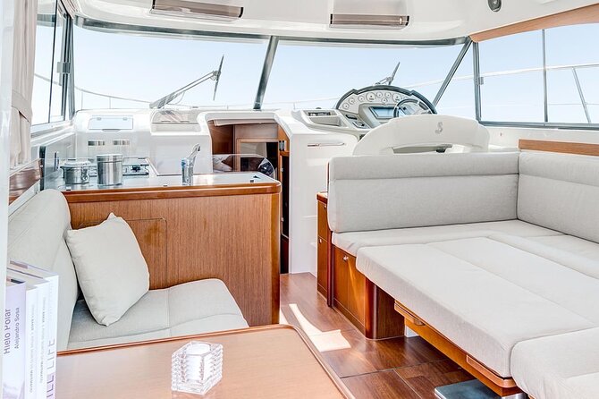 Private Luxury Motor Boat 2, 3 and 4 Hour Charters - Pickup at Playa de la Américas, Docking at Puerto Colón