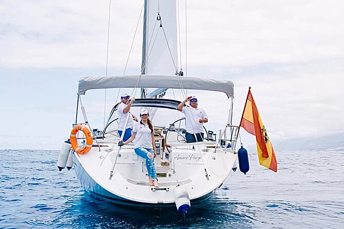 PRIVATE YACHT CHARTER VOYAGE, Food & Drinks included! - Price Per Group: How $810.30 Can Make Sense, or Not