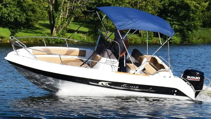 Puerto Colon: License-Free Self-Drive Boat in Tenerife - What a License-Free 6-Person Boat Means for Your Tenerife Day