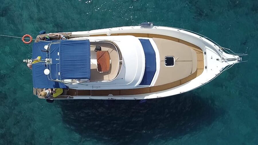 Puerto Colon : Shared/private boat trip with snack & Drinks - Quick hits before you go