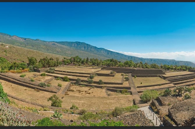 "Pyramids of Güímar Admission PREMIUM Ticket" - Picking your way through the four outdoor routes