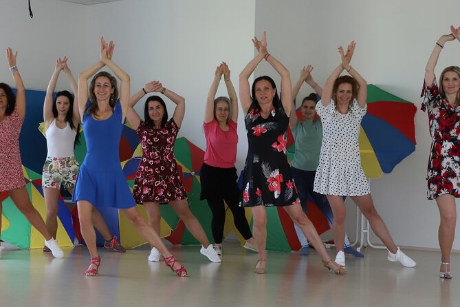 Salsa & Bachata, dance lessons Tenerife south. Have fun and learn - Who should book this Salsa & Bachata class in Tenerife South