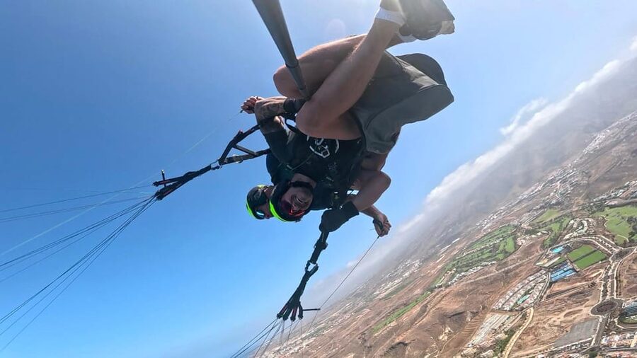 Santa Cruz de Tenerife: Acrobatic Paragliding Flight - Quick takes before you book