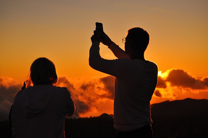 Self Drive Sunset & Stargazing in Teide National Park - No Dinner - Montaña Sámara sunset: the view does the heavy lifting