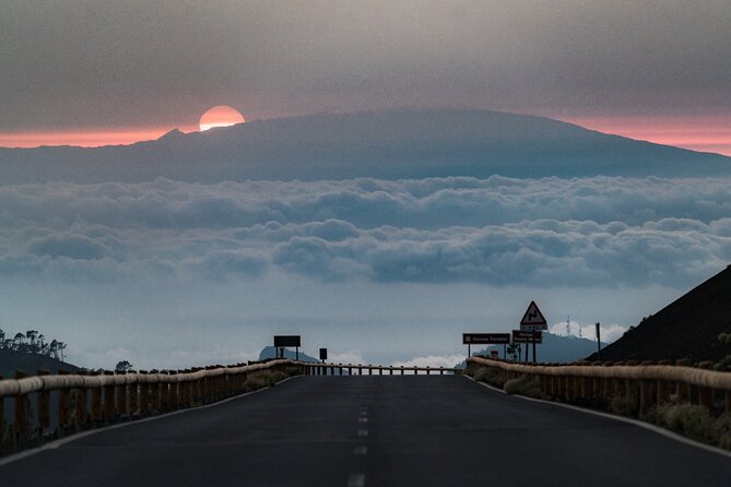 Sunset & Stargazing Experience From Teide - Where the tour really shines, and where it can feel commercial