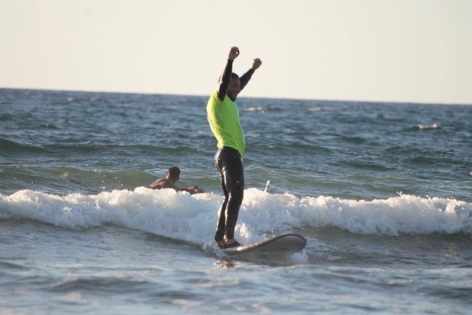 Surf Class Experience in Playa de la Américas - The full hour in the water: your practice time, step by step