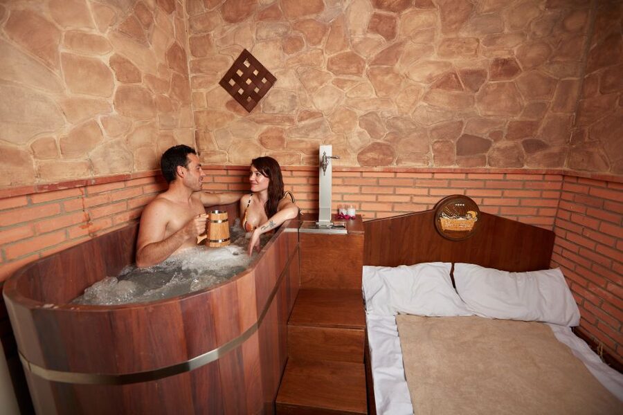 Tenerife: Beer Spa Experience with Tastings and Snacks - Price, Duration, and Value for $79