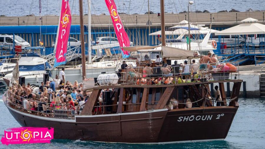 Tenerife: Boat Party with Open Bar and DJs - Drink and DJ value for $106, plus the VIP angle