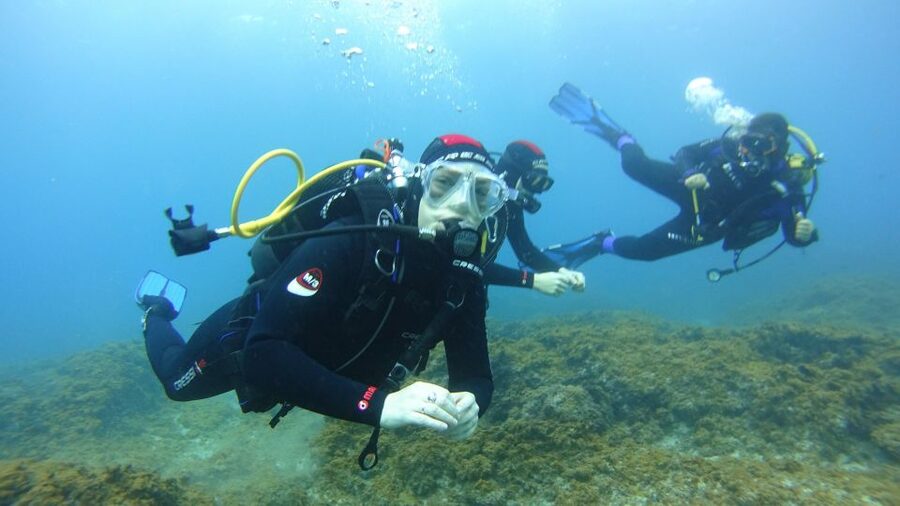 Tenerife: Discover Scuba Diving with Free Photos - What to Bring, and What to Skip