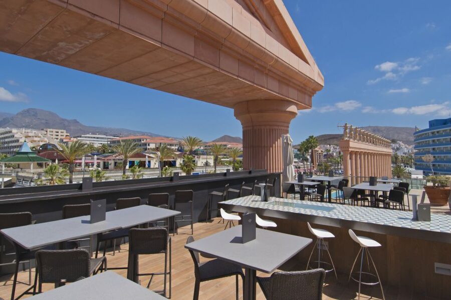 Tenerife: Hard Rock Cafe Set Menu Lunch or Dinner & Drink - Drinks and dessert: included choices that actually matter