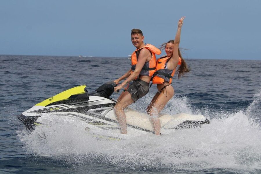 Tenerife: Jet Ski Guided Tour Discovery the Coastline - Languages, small group dynamics, and who will feel most at ease
