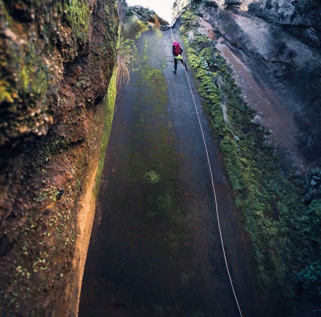 Tenerife: Los Arcos Canyoning Tour with Guide - Safety, equipment, and the guide factor (Jorge and Chorche)