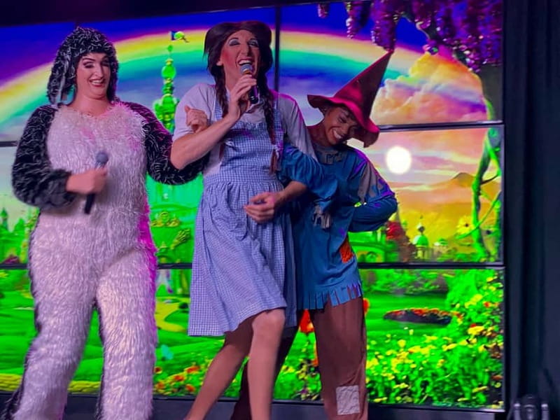 Tenerife: MHT - Music Hall Tavern Comedy Drag Dinner Show - Dinner details: the included 3-course meal is part of the value