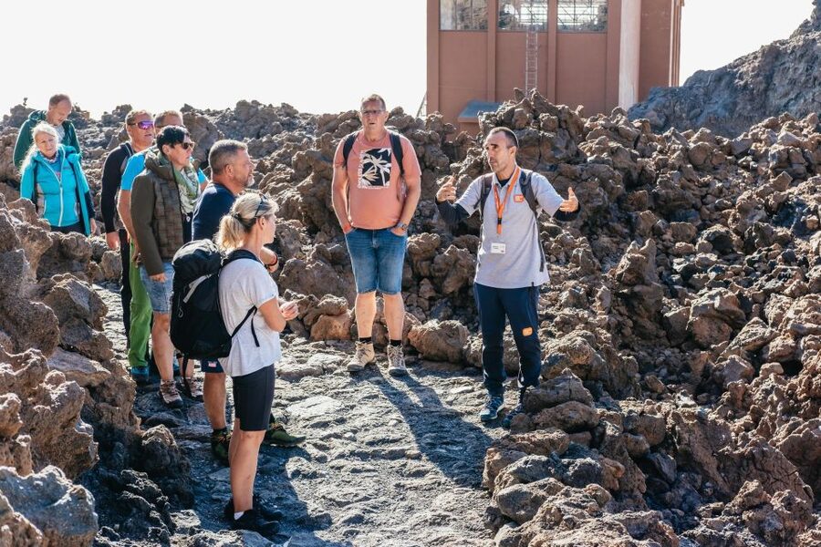 Tenerife: Mount Teide Summit Hiking Adventure with Cable Car - Guides, communication, and that calm pace you want at altitude